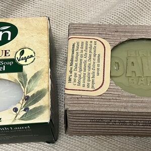 Dalan Gift Pack 2 Bars of Olive Oil Soap Natural Quiet Luxury Clean Youthful